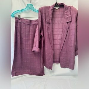 Vintage 2 piece skirt suit set